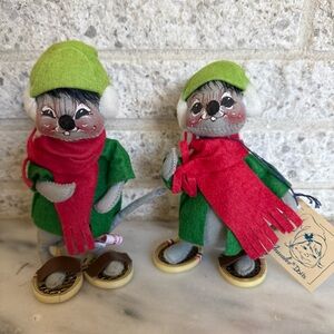 Vintage 1990 Annalee Doll Mouse Winter Snow Shoe & Ear Muffs 8” (Pair of 2)